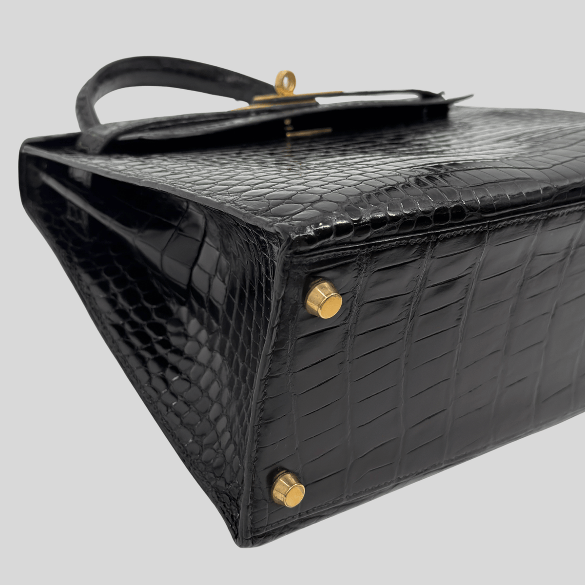 Hermès Kelly 28 Black Porosus Crocodile Leather Gold Hardware | Randolph Goods