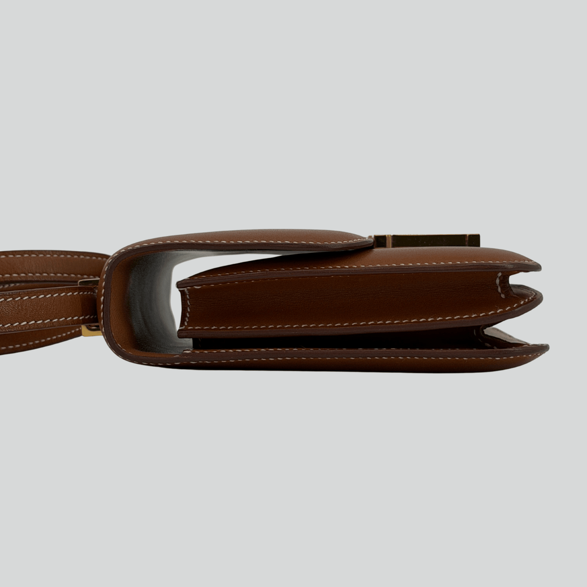 Hermès Constance 18 Fauve Barenia Gold Hardware | Randolph Goods