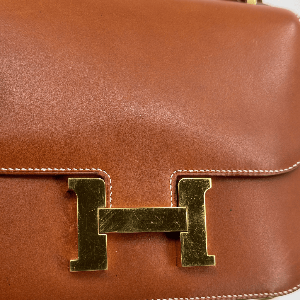 Hermès Constance 18 Fauve Barenia Gold Hardware | Randolph Goods