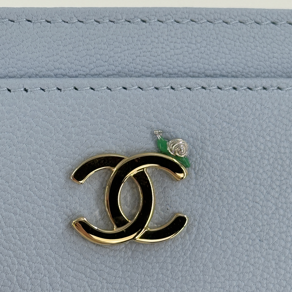 Chanel Card Holder Métiers d’Art 26A Pale Blue