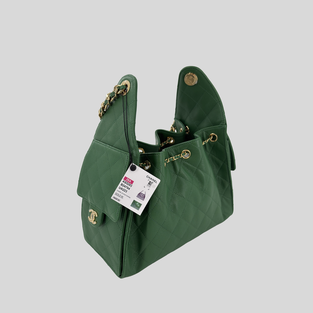 Chanel 25 Hobo Small Métiers d’Art 26A Green Caviar Leather Gold Hardware