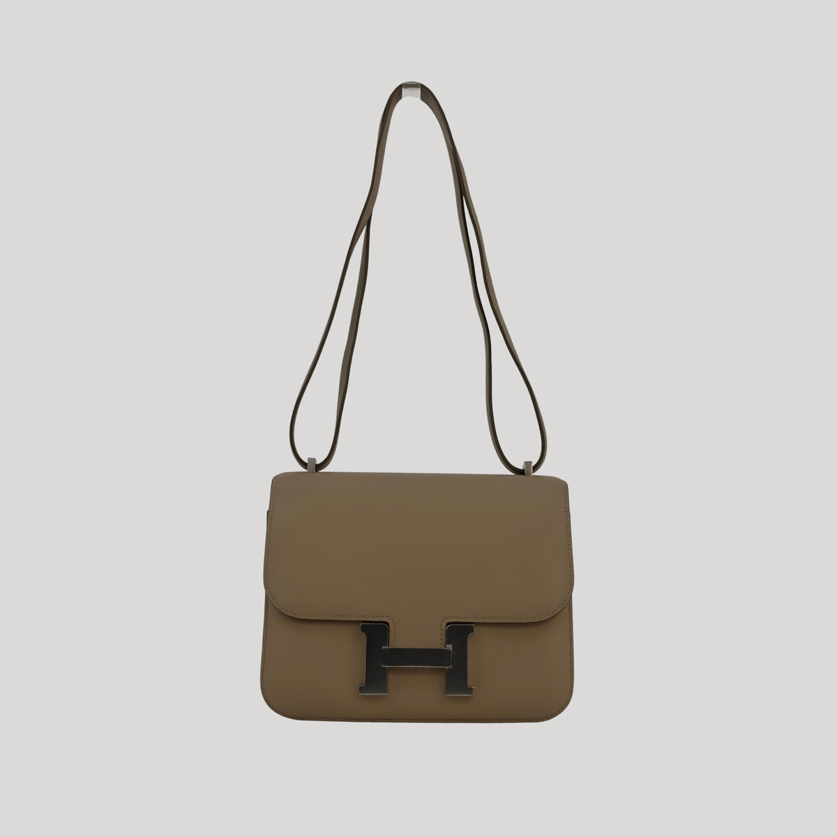 Hermès Constance 18 Gris Tourterelle Swift Palladium Hardware