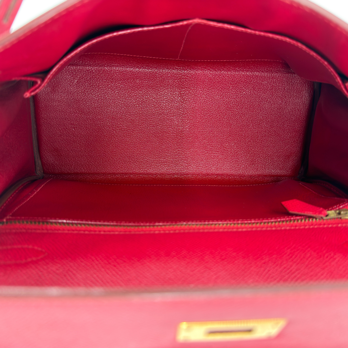 Hermès Kelly 28 Rouge Vif Courchevel Gold Hardware