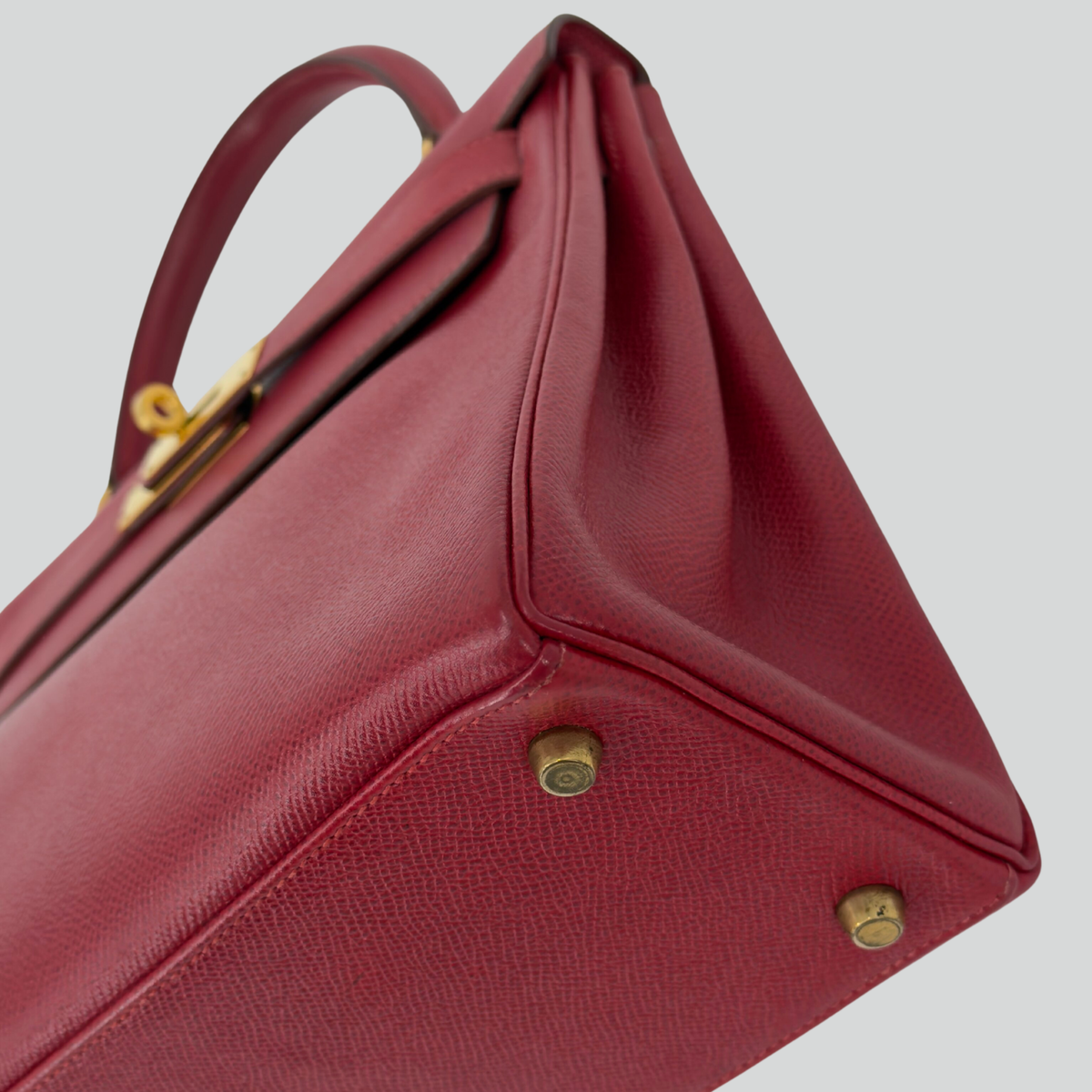 Hermès Kelly 28 Rouge Vif Courchevel Gold Hardware