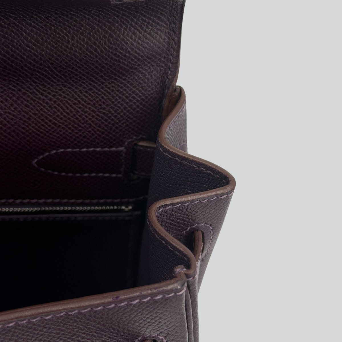 Hermès Kelly 32 Raisin Epsom Palladium Hardware | Randolph Goods