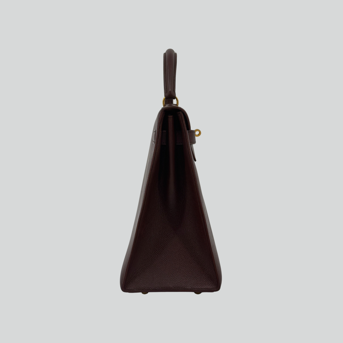 Hermès Kelly 32 Sellier Marron Foncé Courchevel Gold Hardware | Randolph Goods