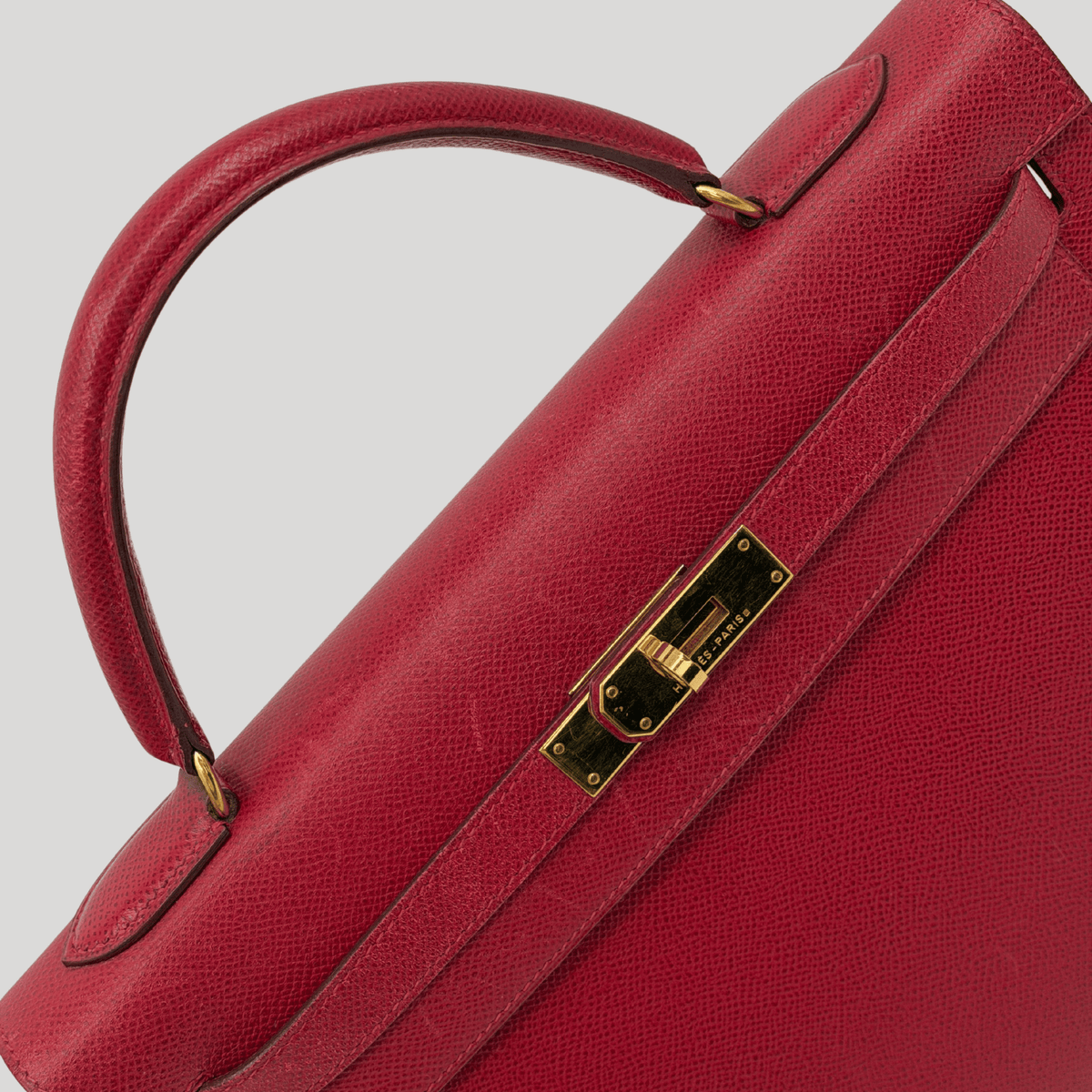Hermès Kelly 32 Sellier Rouge Vif Courchevel Gold Hardware | Randolph Goods