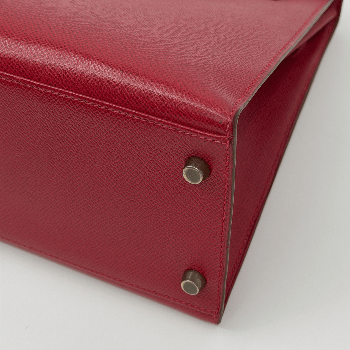 Hermès Kelly 32 Sellier Rouge Vif Courchevel Gold Hardware | Randolph Goods