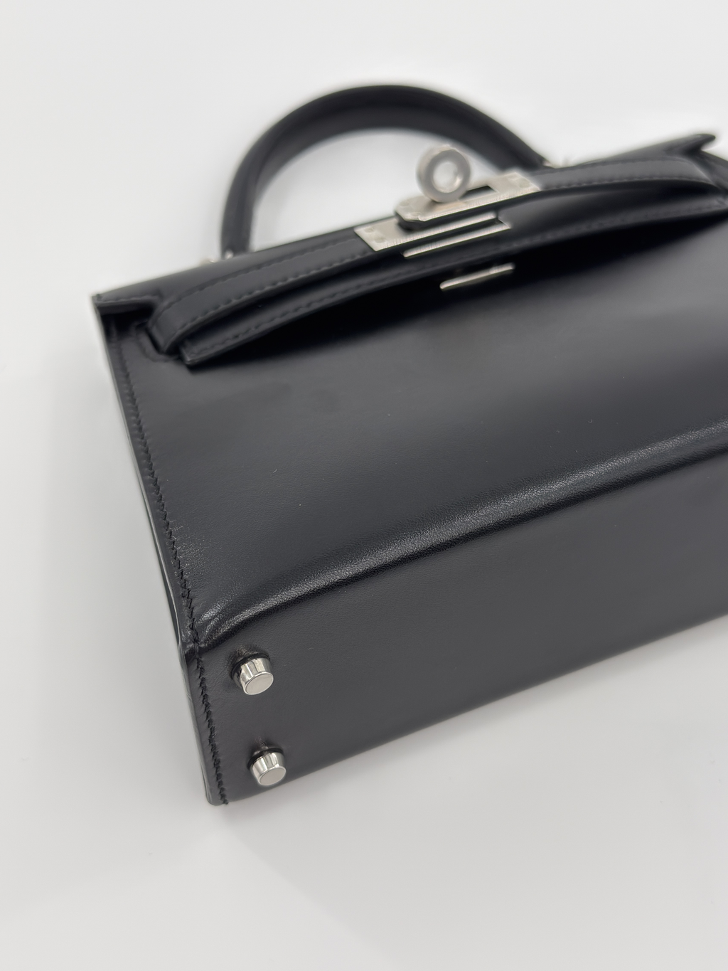 Hermès Mini Kelly Noir (Black) Box Leather Palladium Hardware