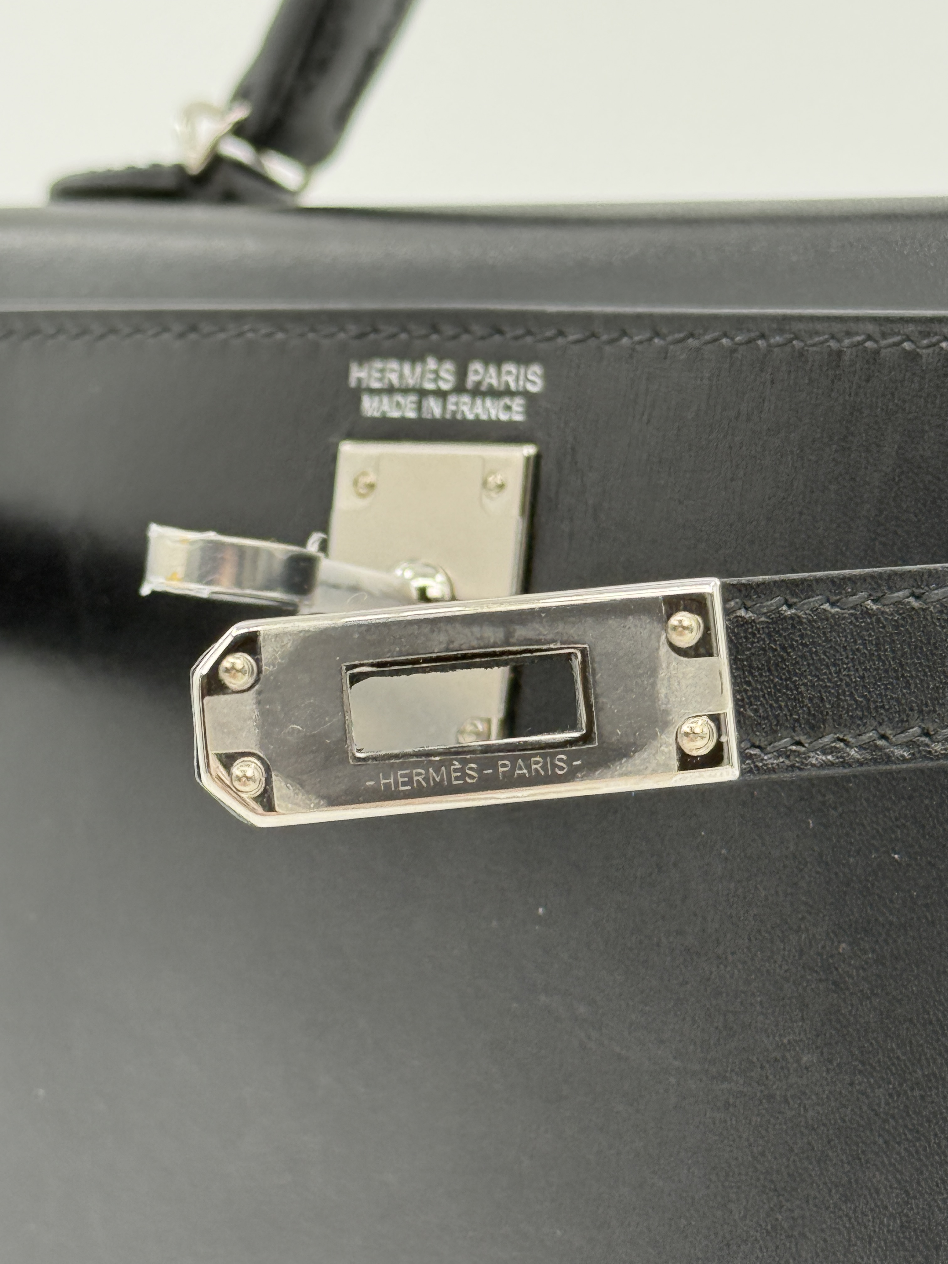Hermès Mini Kelly Noir (Black) Box Leather Palladium Hardware