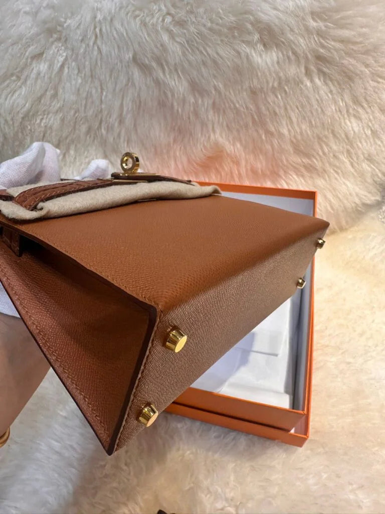 Hermès Mini Kelly Touch Gold Madame & Matte Alligator Gold Hardware