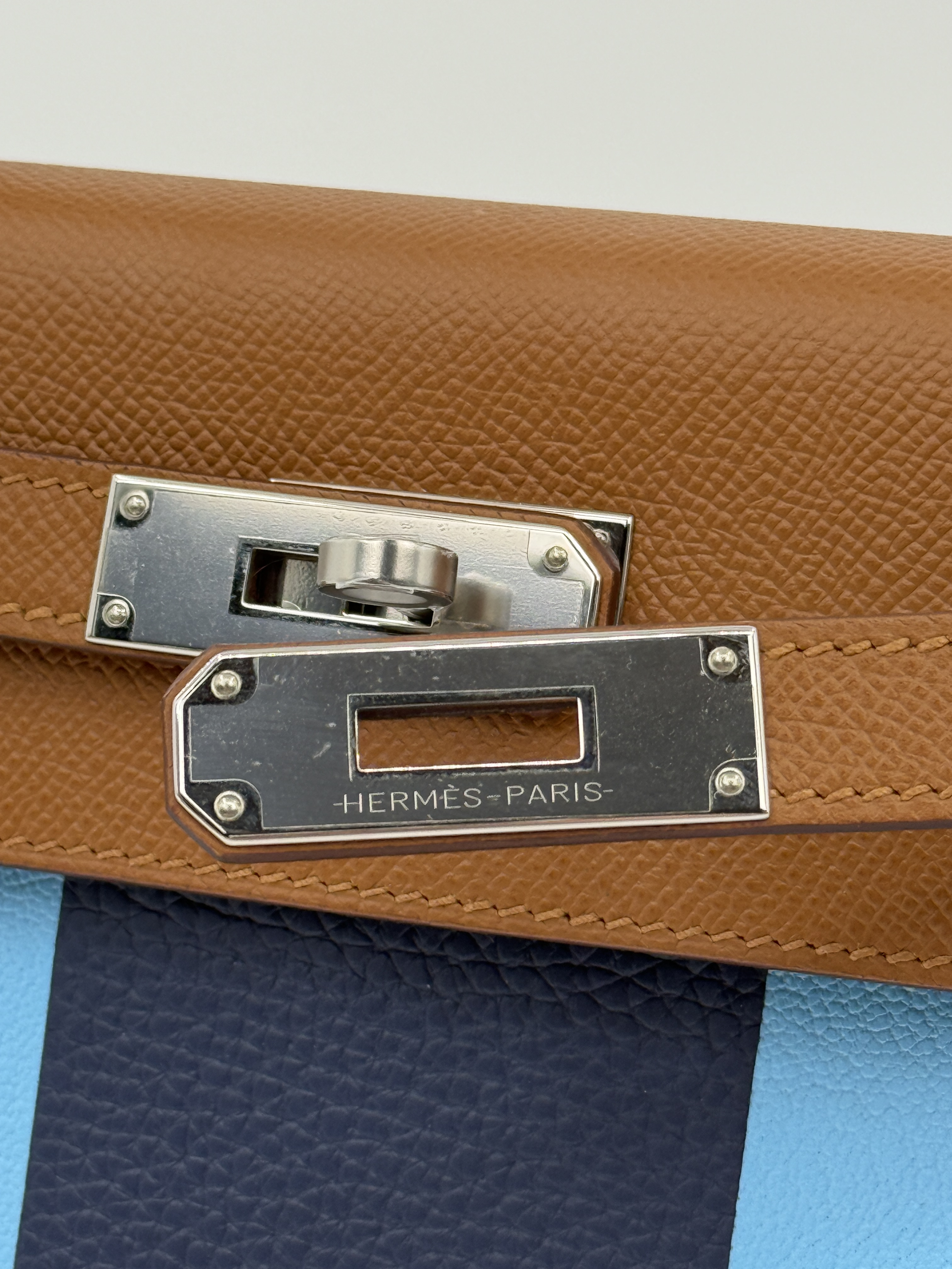 Hermès Kelly 28 Limited Edition “Kellygraphie” Lettre S Gold Palladium Hardware
