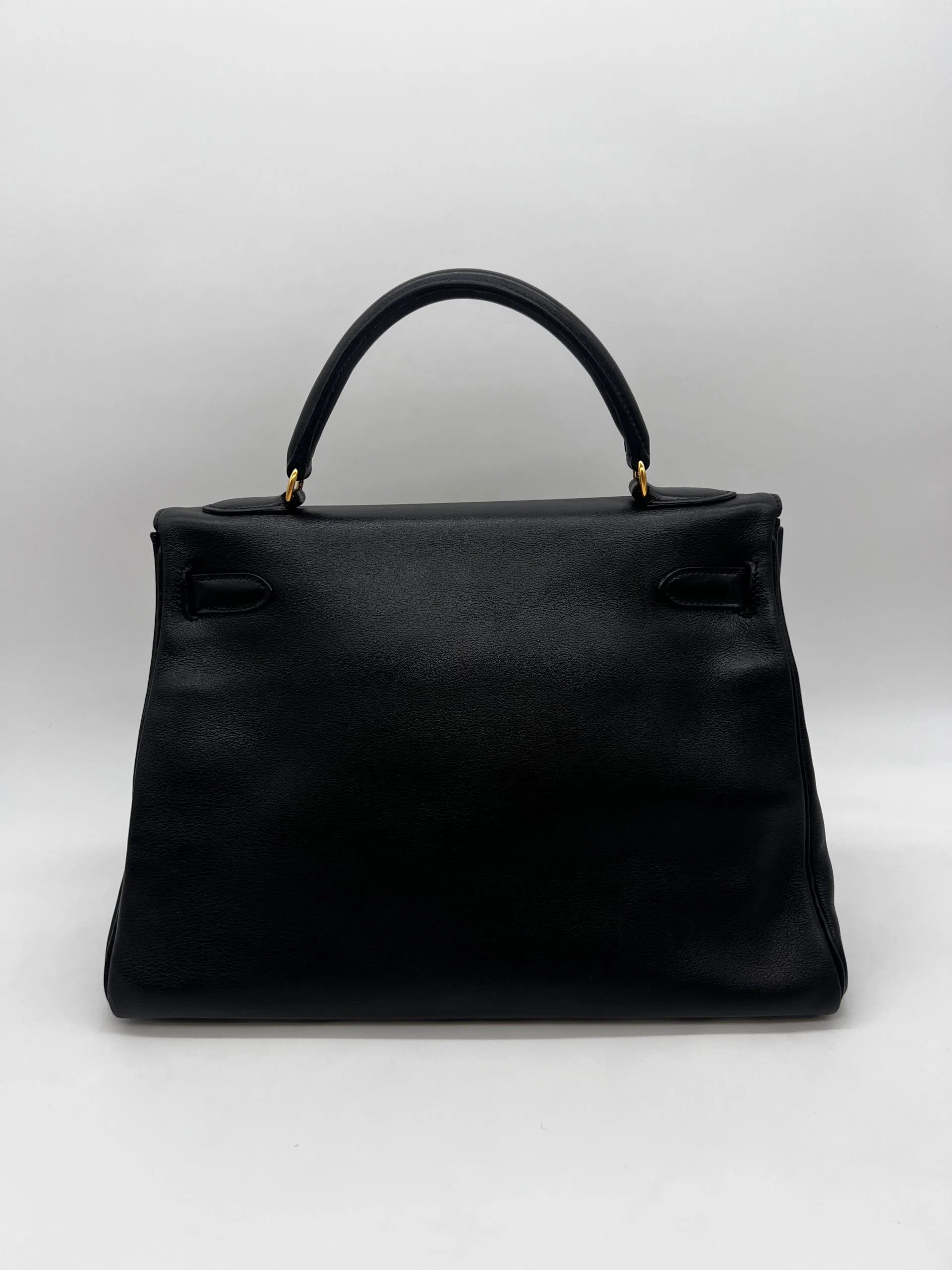 Hermès Kelly 32 Noir Gulliver Leather Gold Hardware