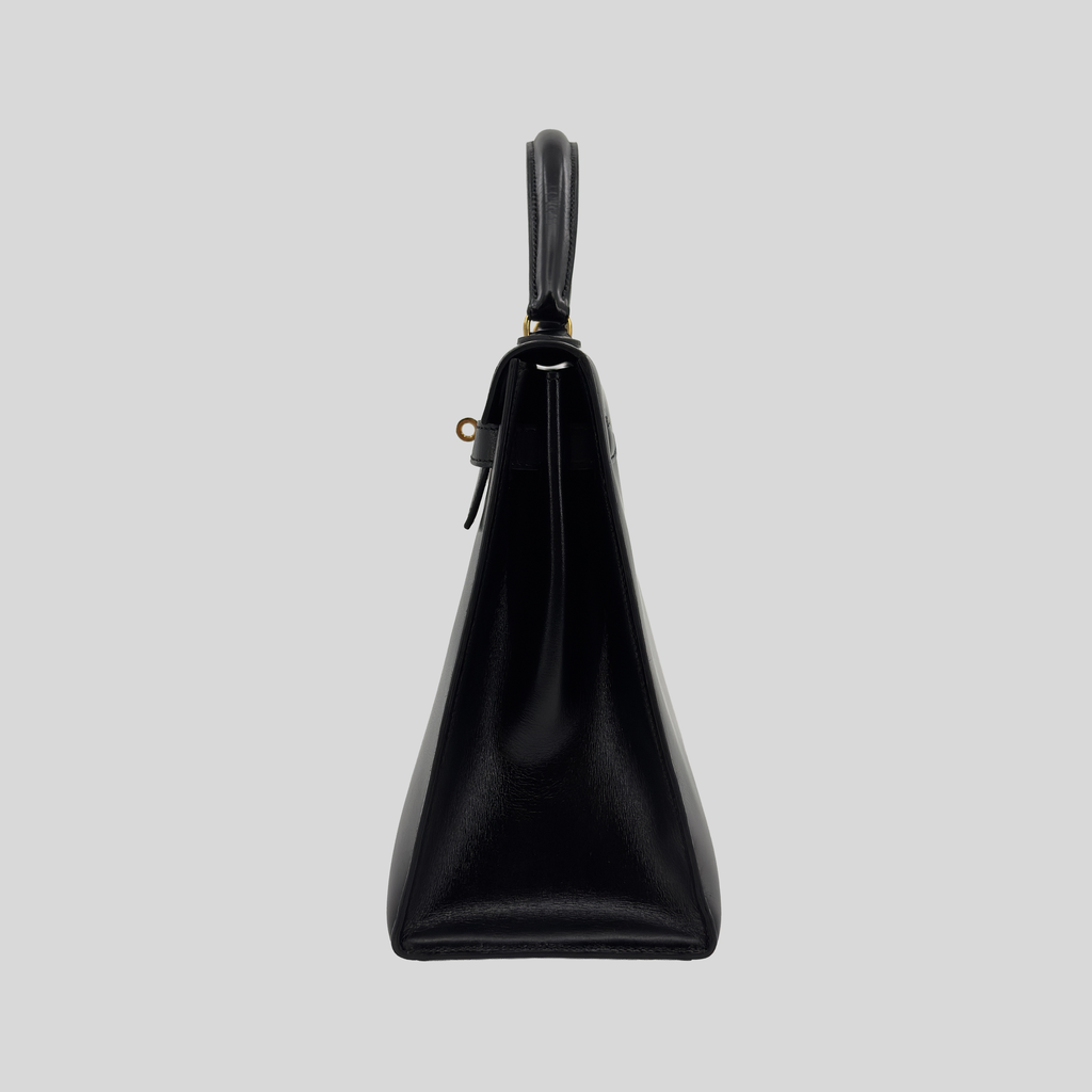 Hermès Kelly 32 Noir Box Leather Gold Hardware