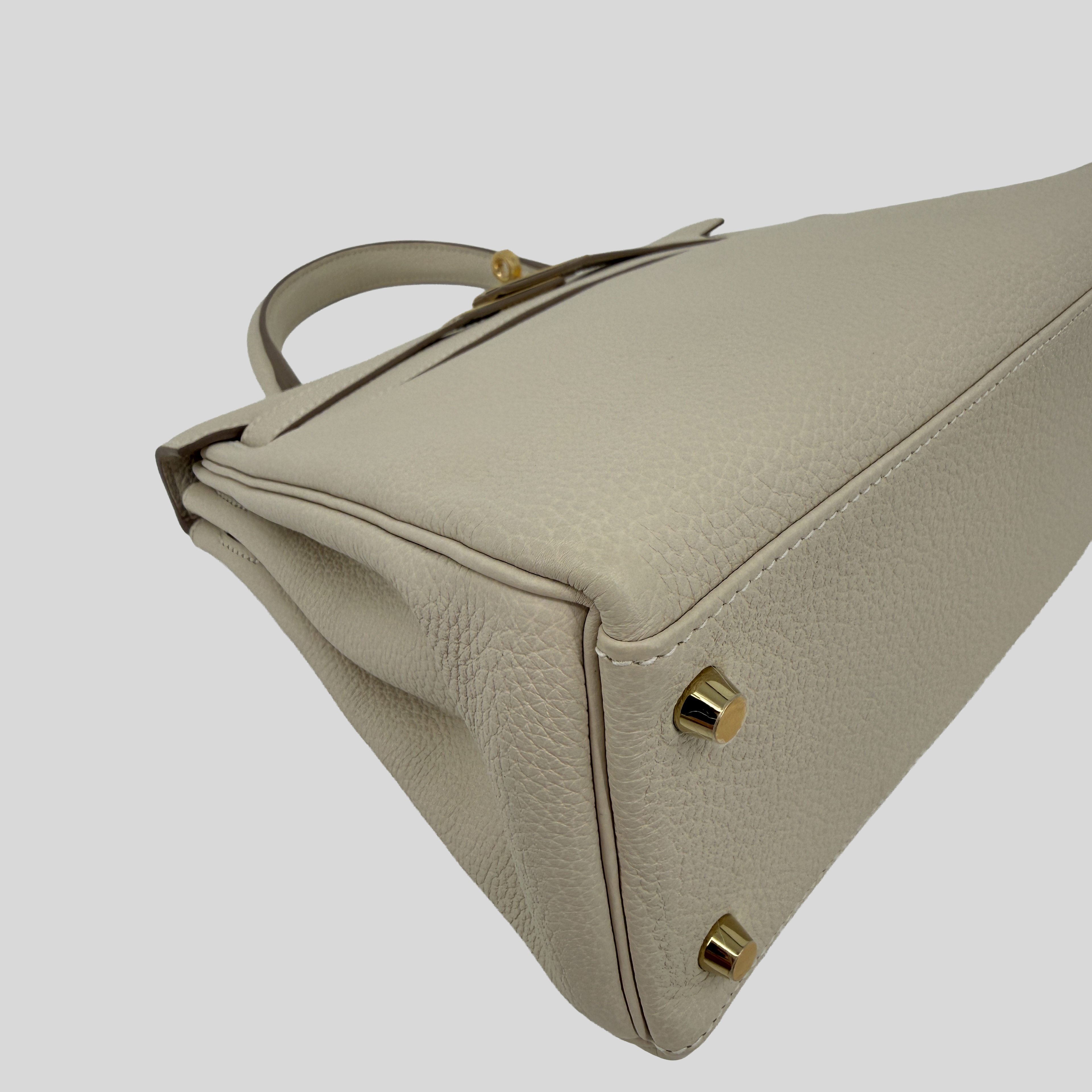 Hermès Kelly 28 Craie Togo Gold Hardware