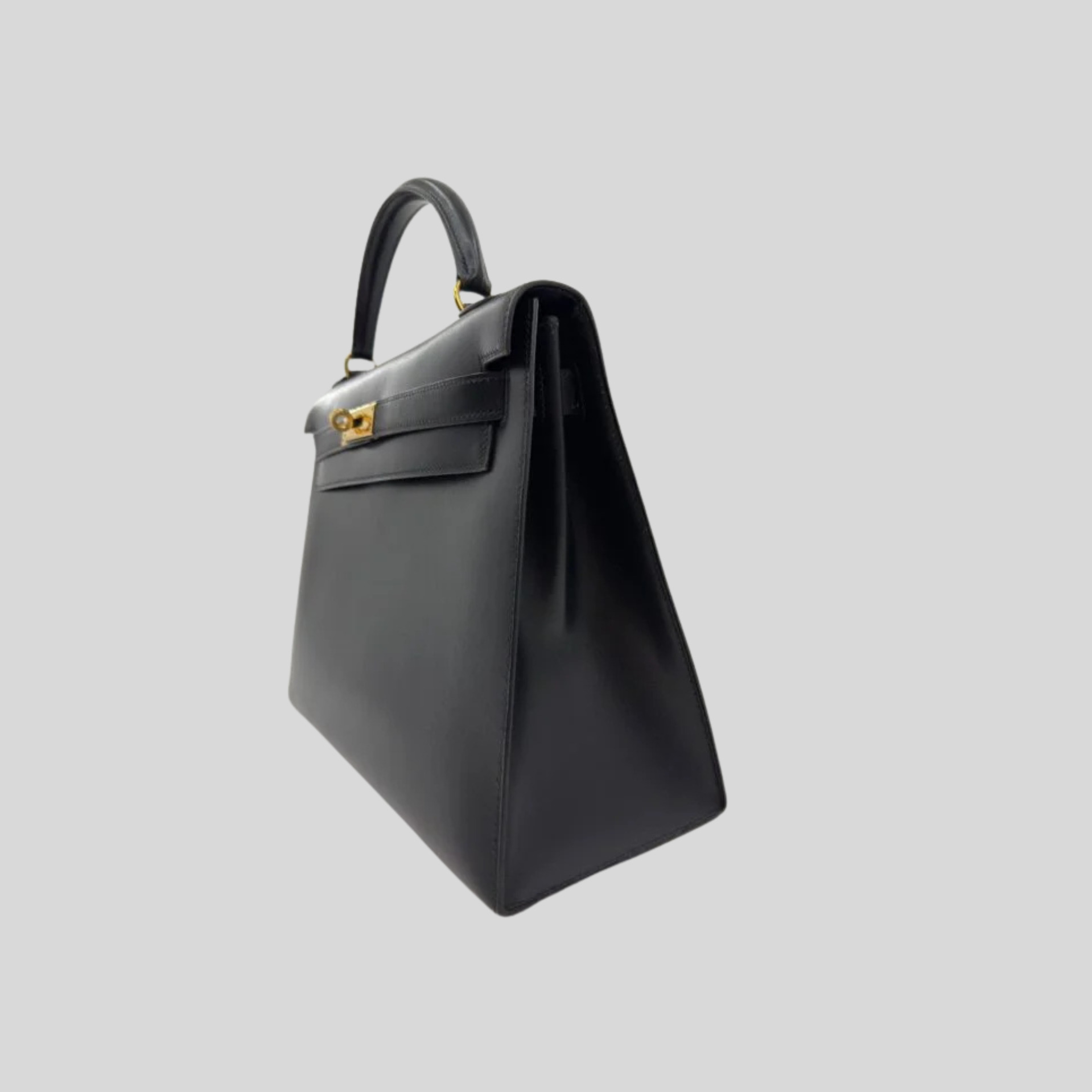 Hermès Kelly 32 Sellier Black Box Leather