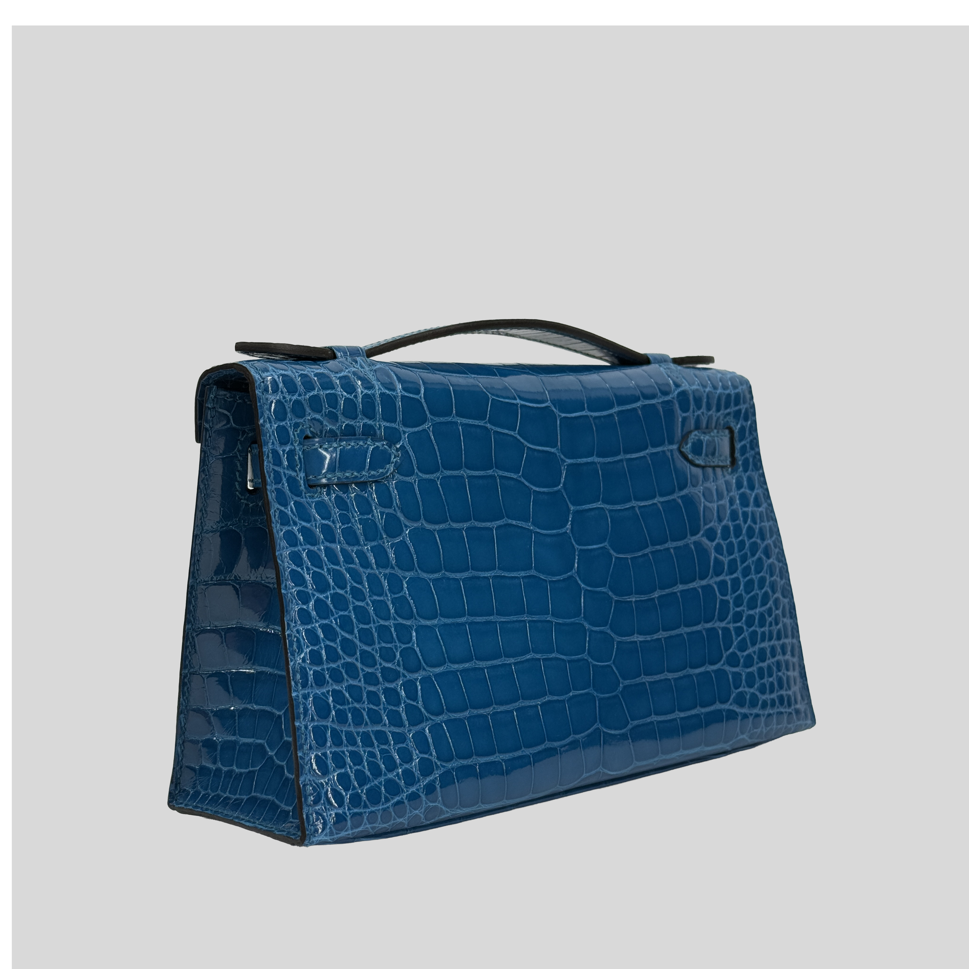 Hermès Kelly Pochette Bleu Izmir Alligator Gold Hardware