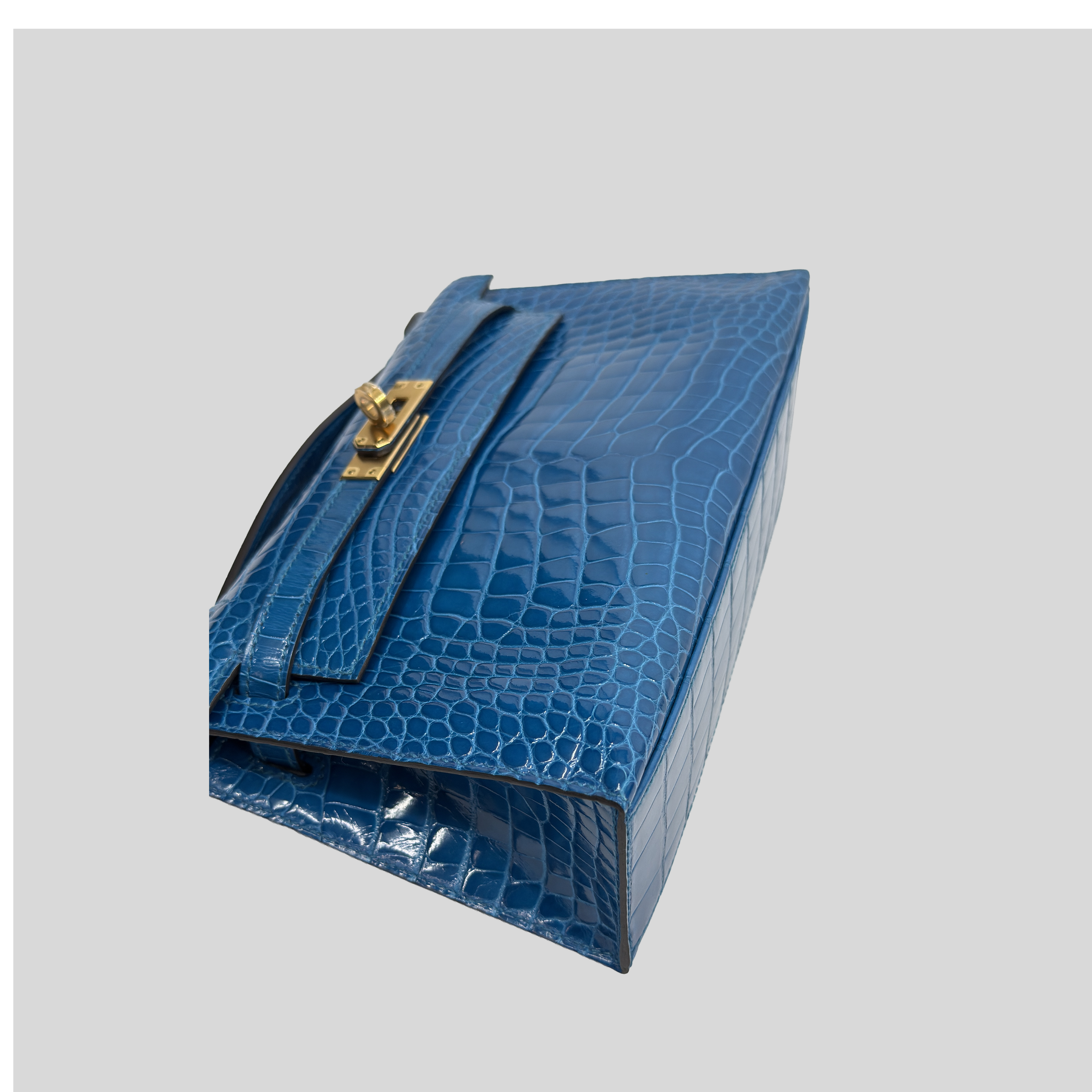 Hermès Kelly Pochette Bleu Izmir Alligator Gold Hardware