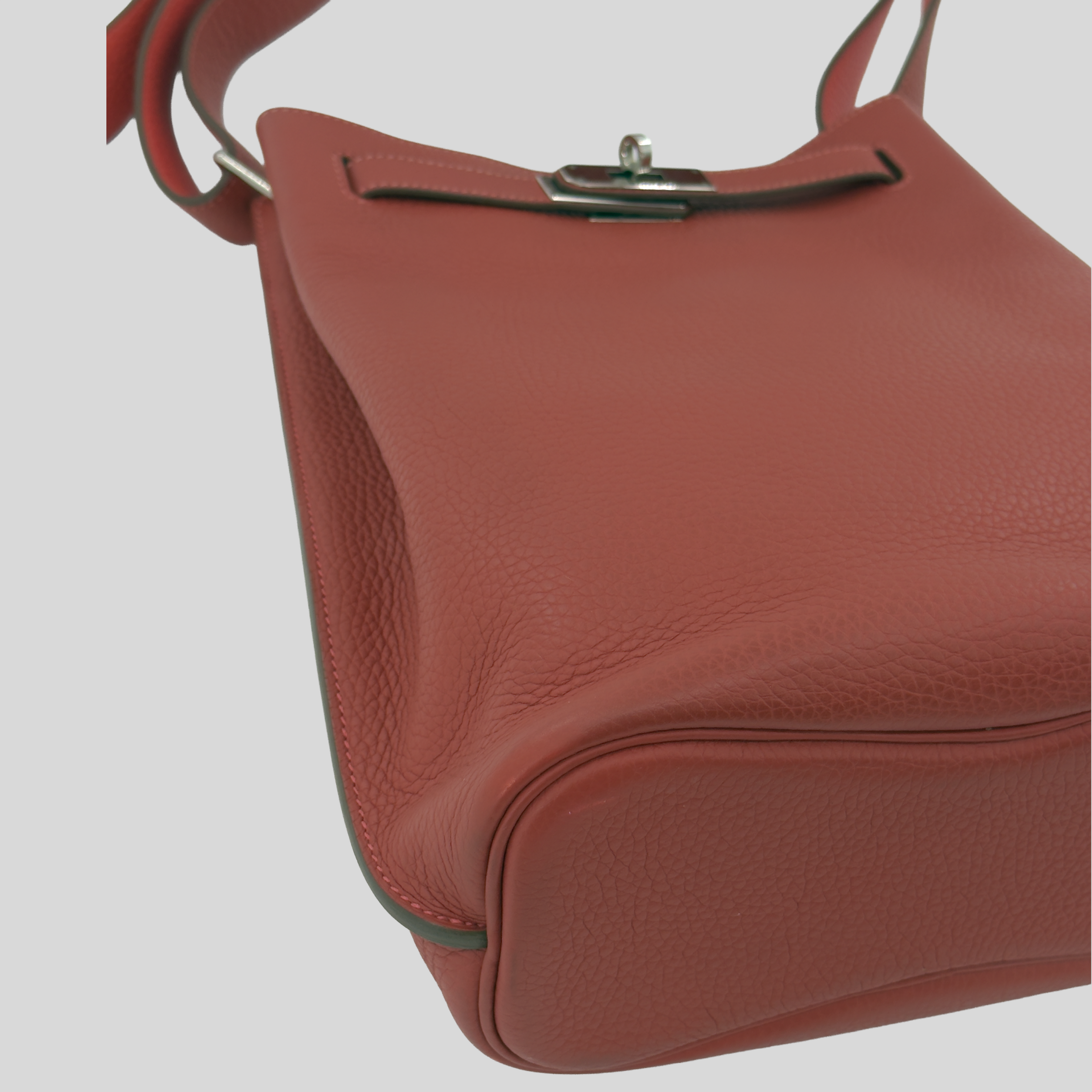Hermès So Kelly 22 Sanguine / Capucine Togo Palladium Hardware