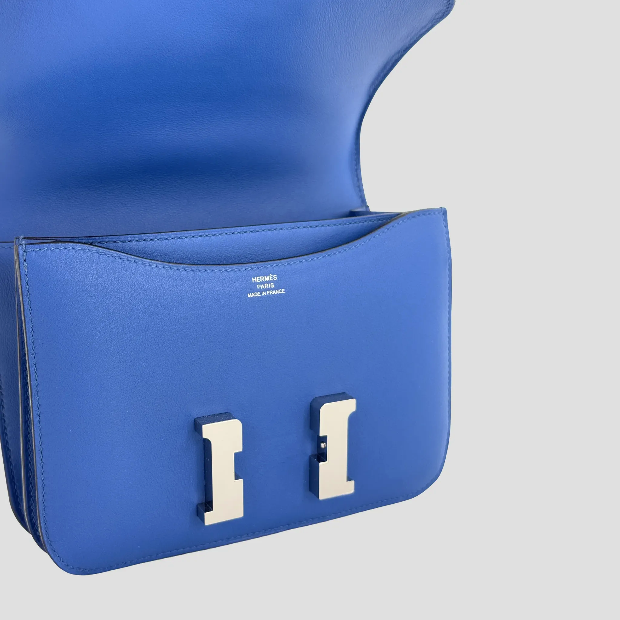Hermès Constance 18 Bleu France Swift Palladium Hardware