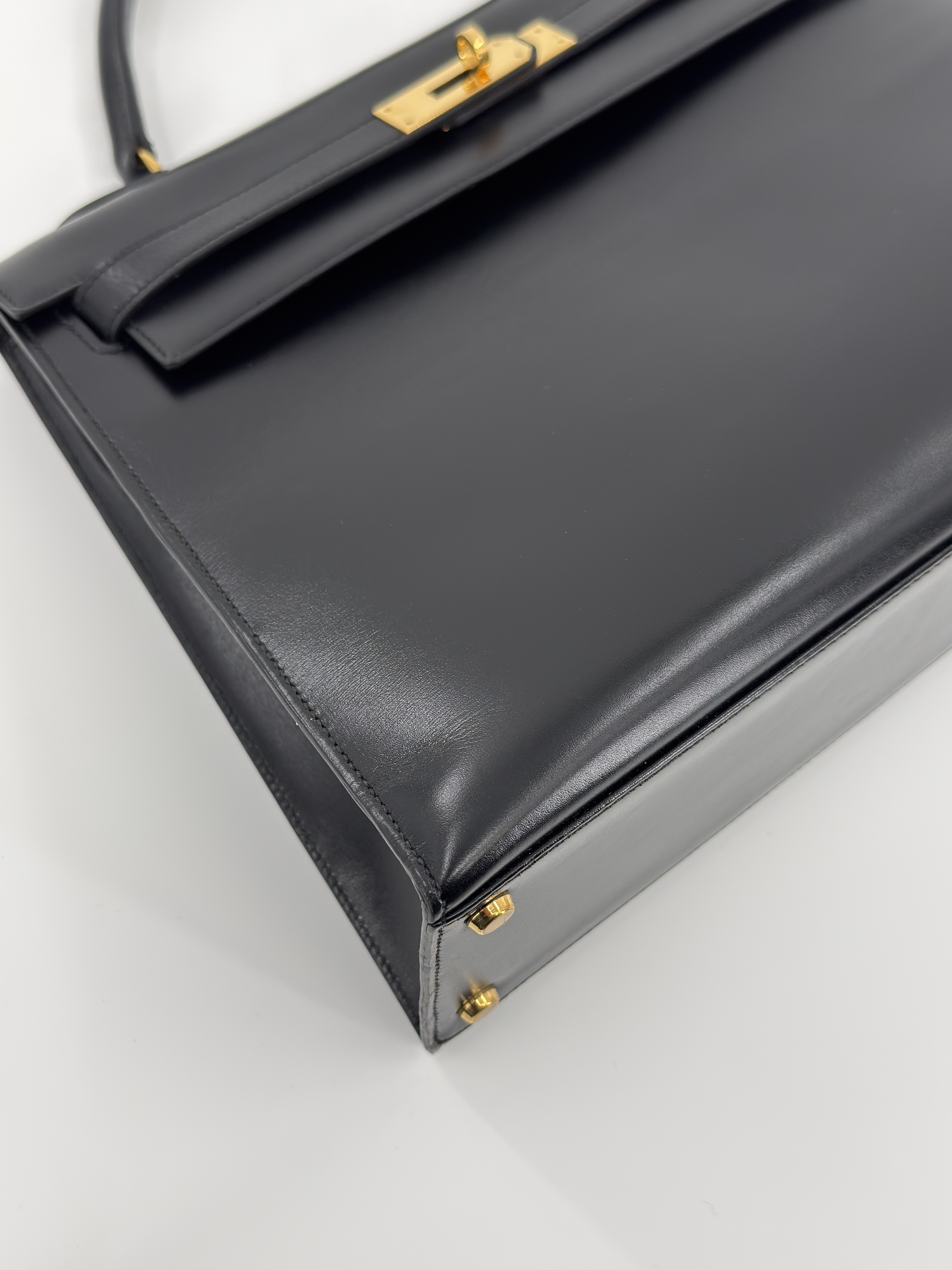 Hermès Kelly 32 Sellier Black Box Leather
