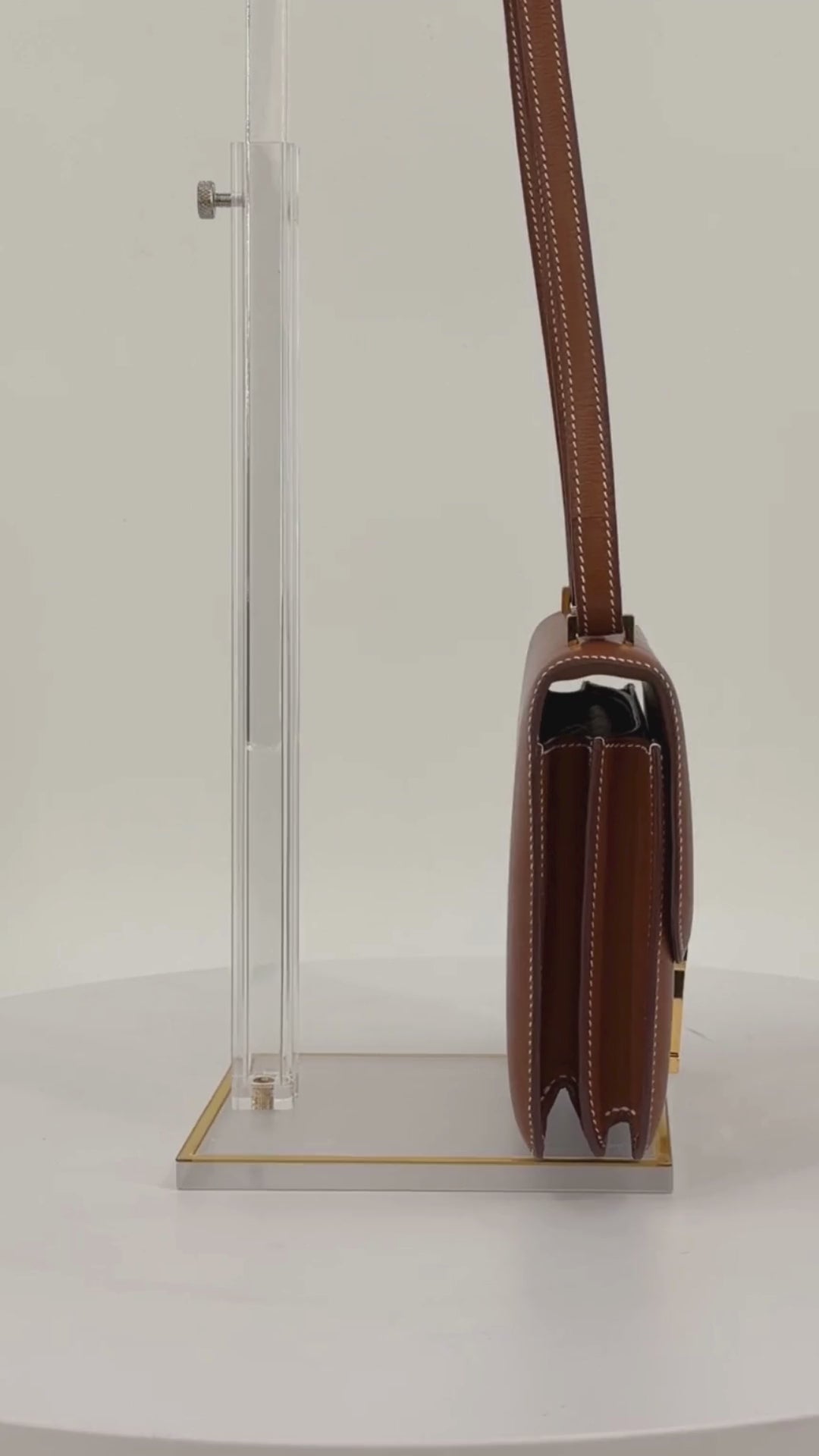 Hermès Constance 18 Fauve Barenia Gold Hardware | Randolph Goods